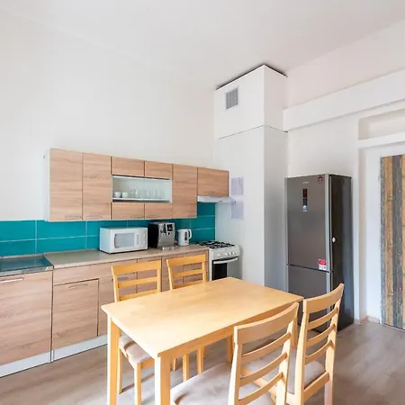 Spacious Apartment Decin